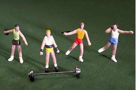 FIGURES-PAINTED 1:48 ATHLETES 4PC